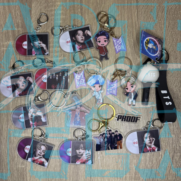 Llaveros BTS